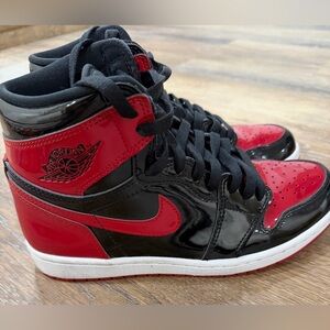Nike Men's Air Jordan 1 Retro High OG Sneaker TM8 Patent Bred US:7.5